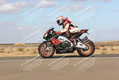 media/Nov-03-2024-TrackDaz (Sun) [[44580f4982]]/B Group/1220pm (Wheelie Bump)/